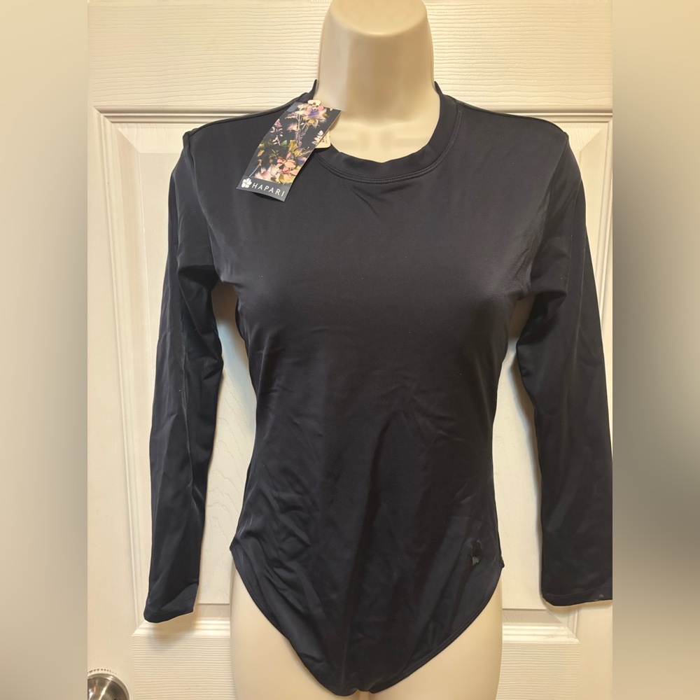 NWT Hapari  black long sleeve swimsuit rash guard surf